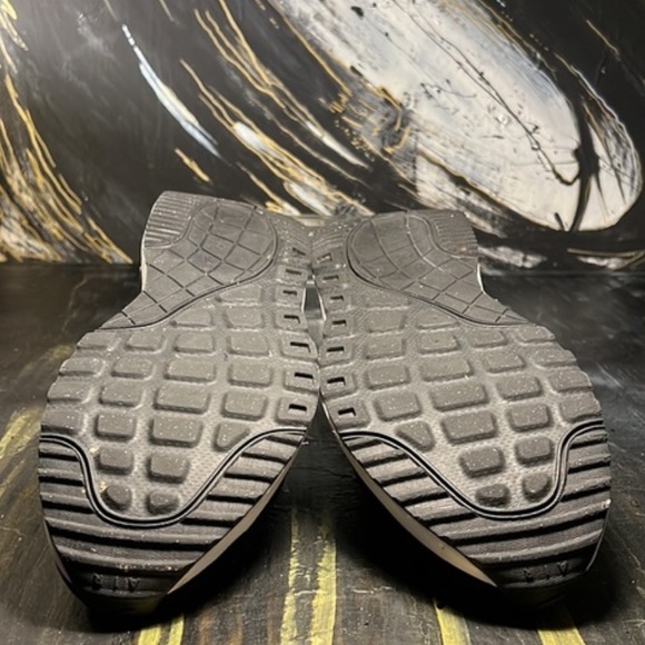 NIKE // AIR MAX // SYSTM // MENS 11.5 - Picture 5 of 5